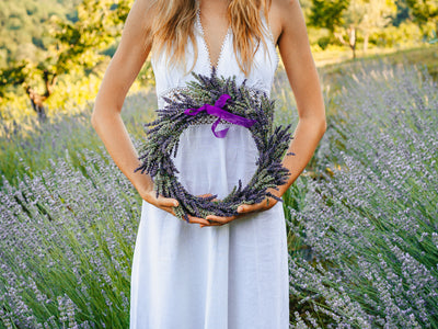 How to make a lavender wreath?